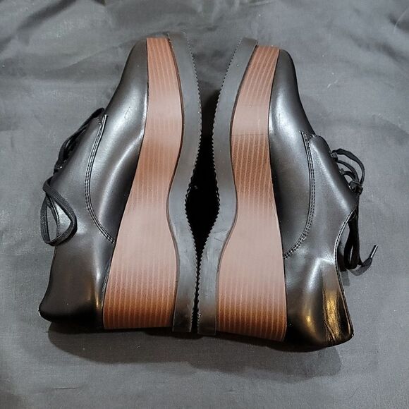 BRAND NEW CHARLES & KEITH PLATFORM WEDGE PLATFORM SHOES - Picture 9 of 15